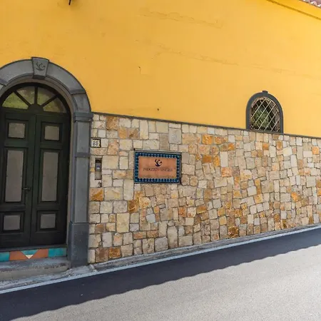 Palazzo Vingius 호텔