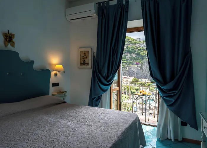Palazzo Vingius 3* Минори