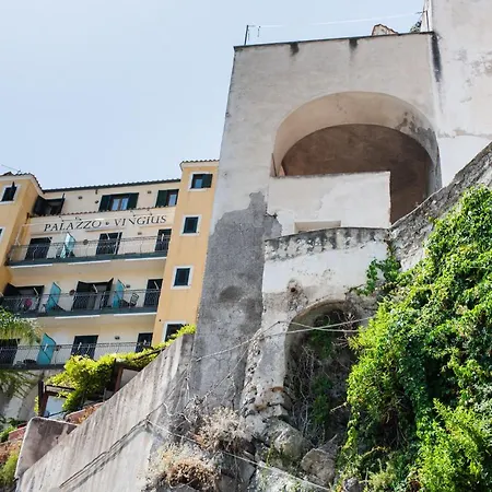 帕拉佐维吉优斯酒店 酒店